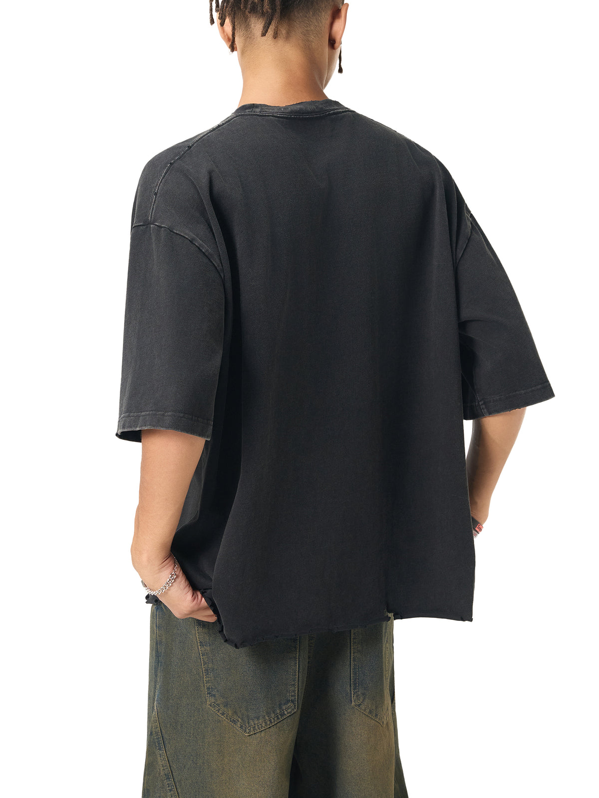 OBSIDIAN — Snow-Wash Raw-Hem Boxy Tee